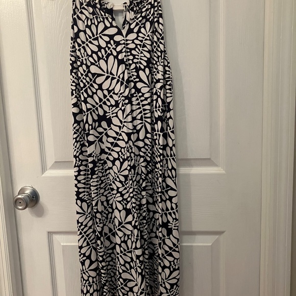 Kenneth Cole Upscale Black & White Dress, size M - Picture 2 of 3